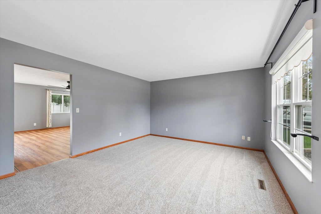 Photo of 1674 Danvers Pkwy, Valparaiso, IN 46385 (MLS # 846108)
