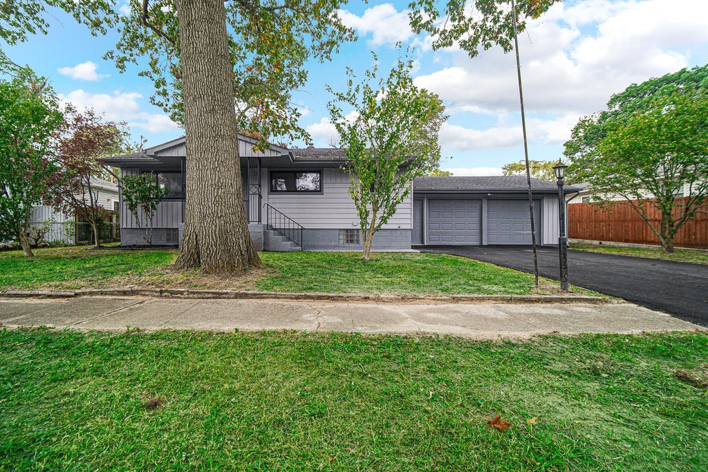 Photo of 2716 Vanderburg Street, Lake Station, IN 46405 (MLS # 847005)