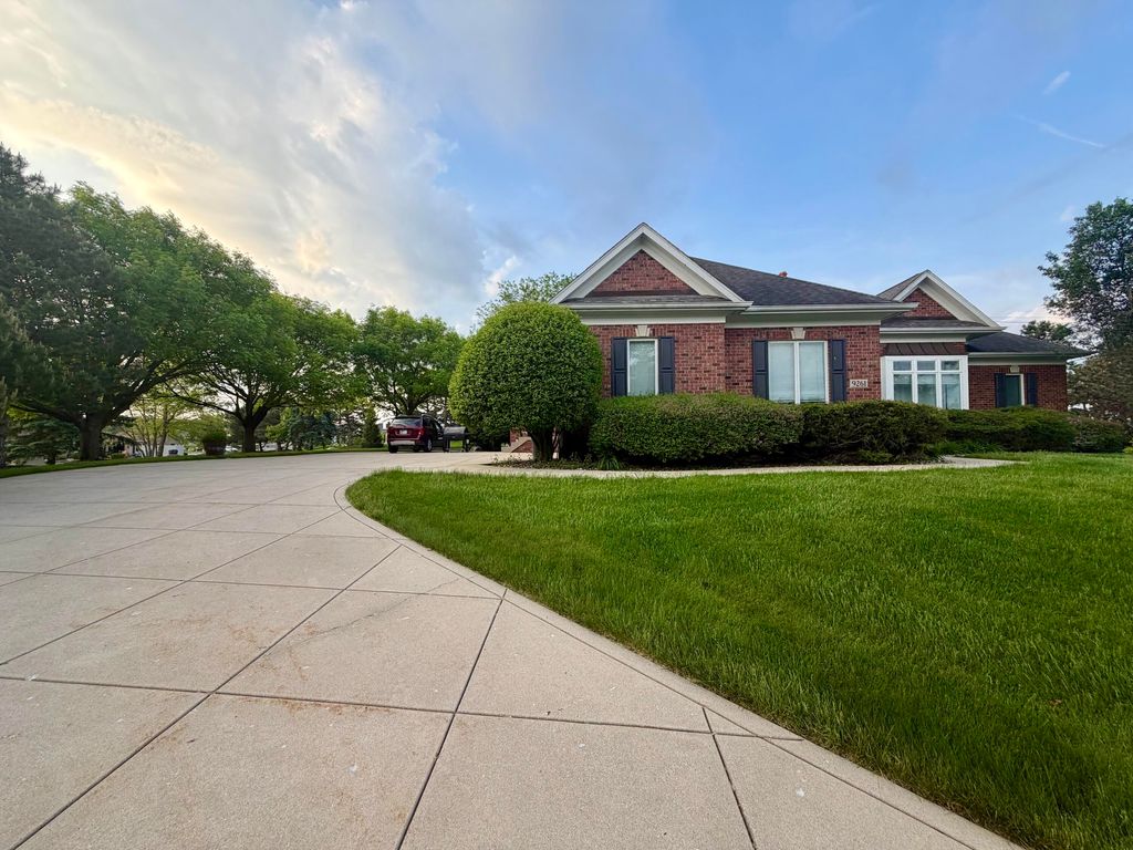 Photo of 9261 Ruth Court, Saint John, IN 46373 (MLS # 839072)