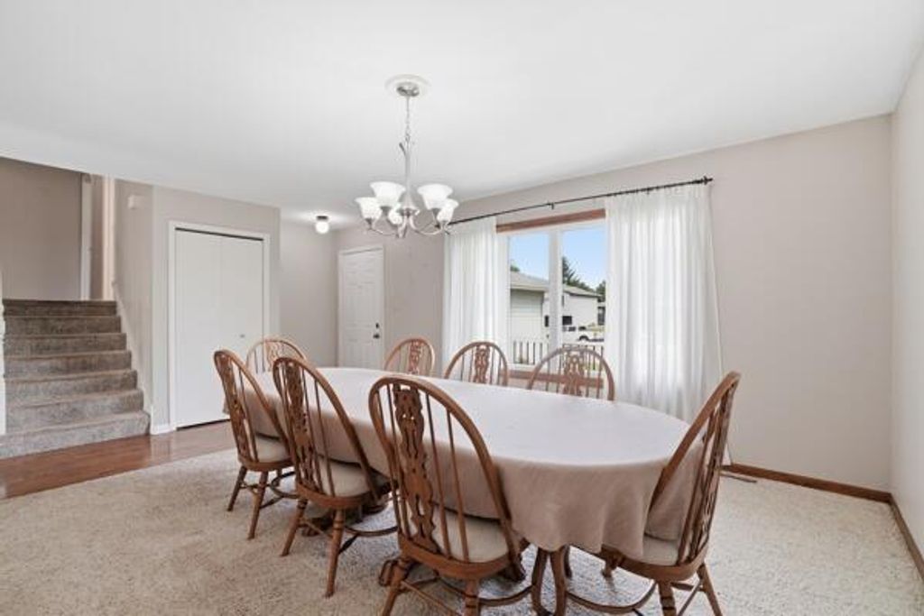 Photo of 1547 W 99th Avenue, Crown Point, IN 46307 (MLS # 838252)