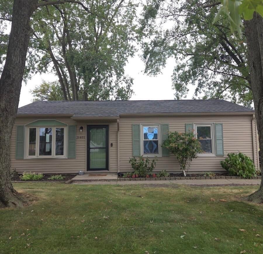 Photo of 3401 E 21st Avenue, Lake Station, IN 46405 (MLS # 845303)