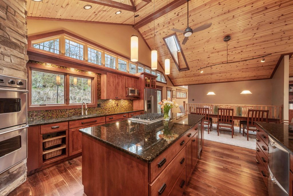 Photo of 804 E Wilson Avenue, Beverly Shores, IN 46301 (MLS # 837502)