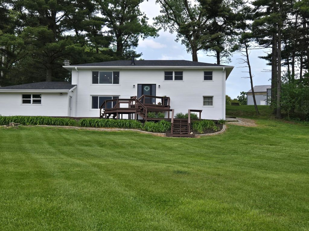 Photo of 15100 White Oak Avenue, Lowell, IN 46356 (MLS # 839544)