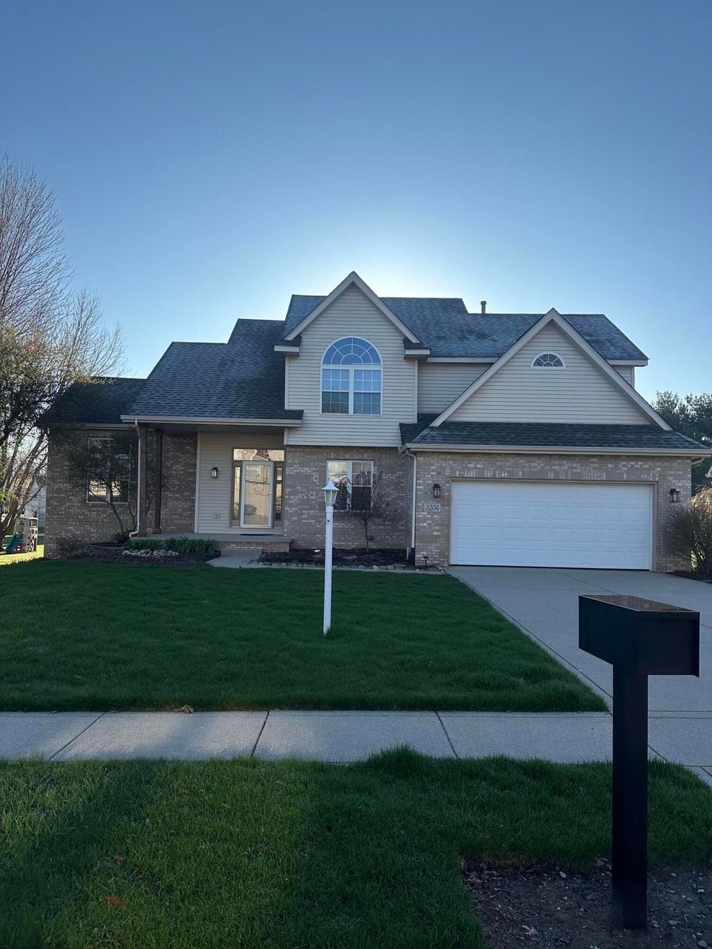 Photo of 3204 Clairborne Crossing, Valparaiso, IN 46385 (MLS # 836928)