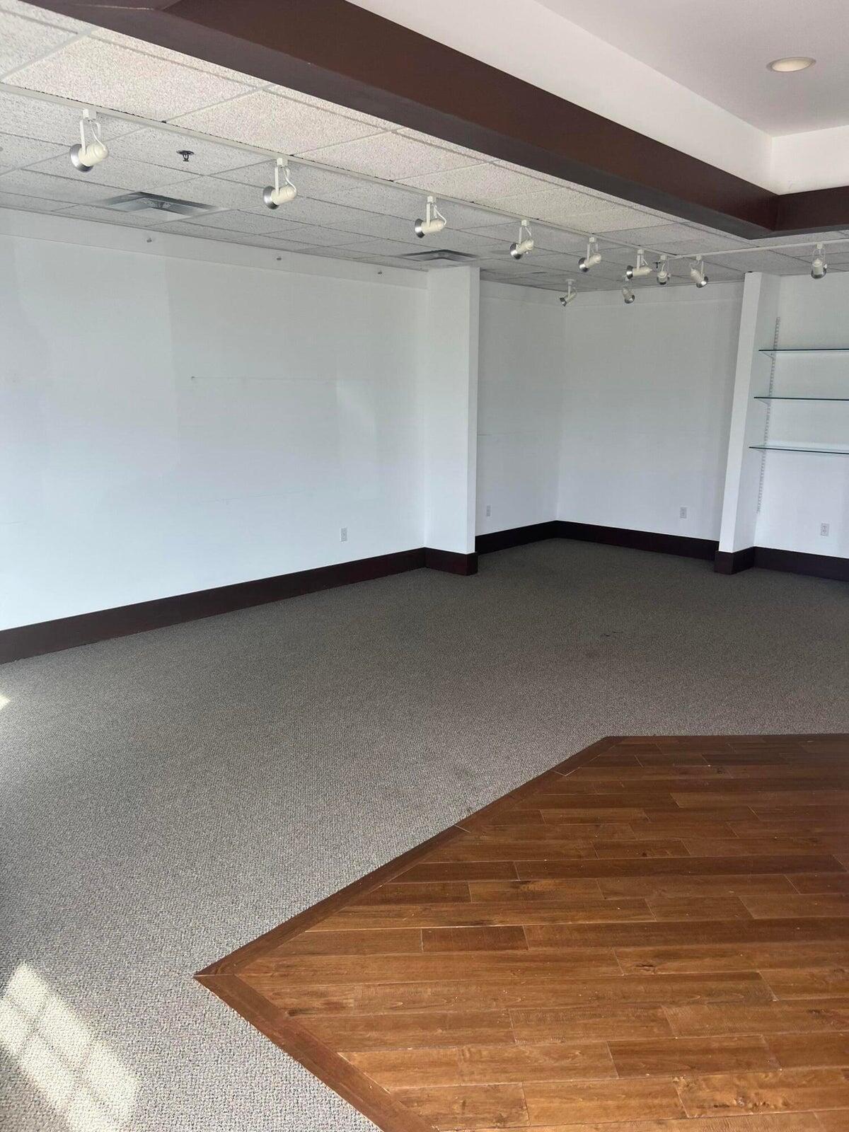 870 Sidewalk Road