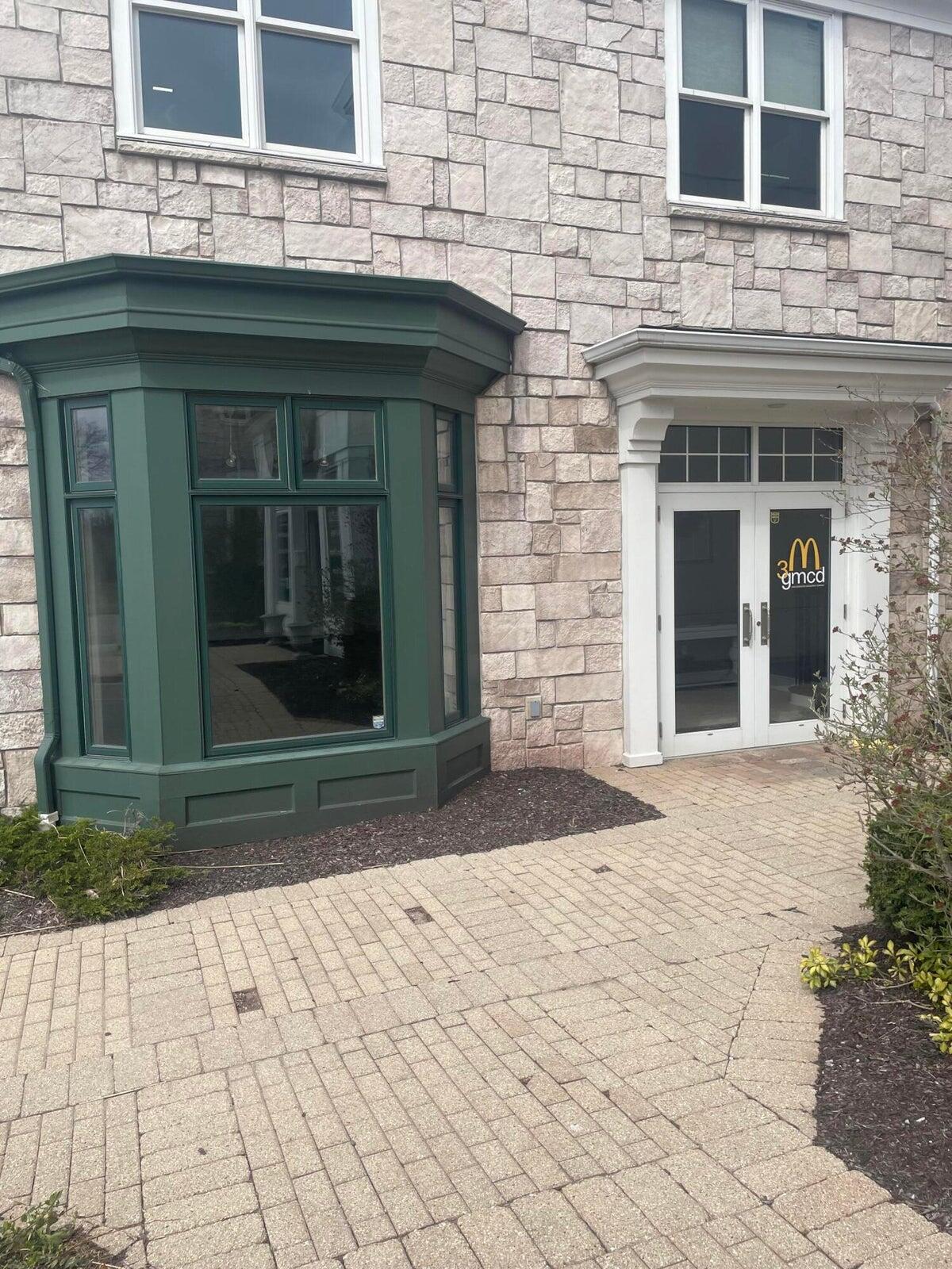 870 Sidewalk Road