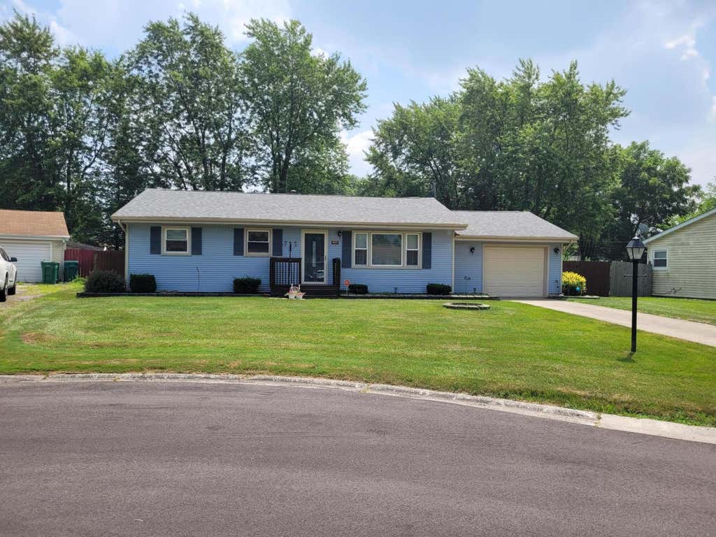 Photo of 7713 Wallace Street, Merrillville, IN 46410 (MLS # 842492)