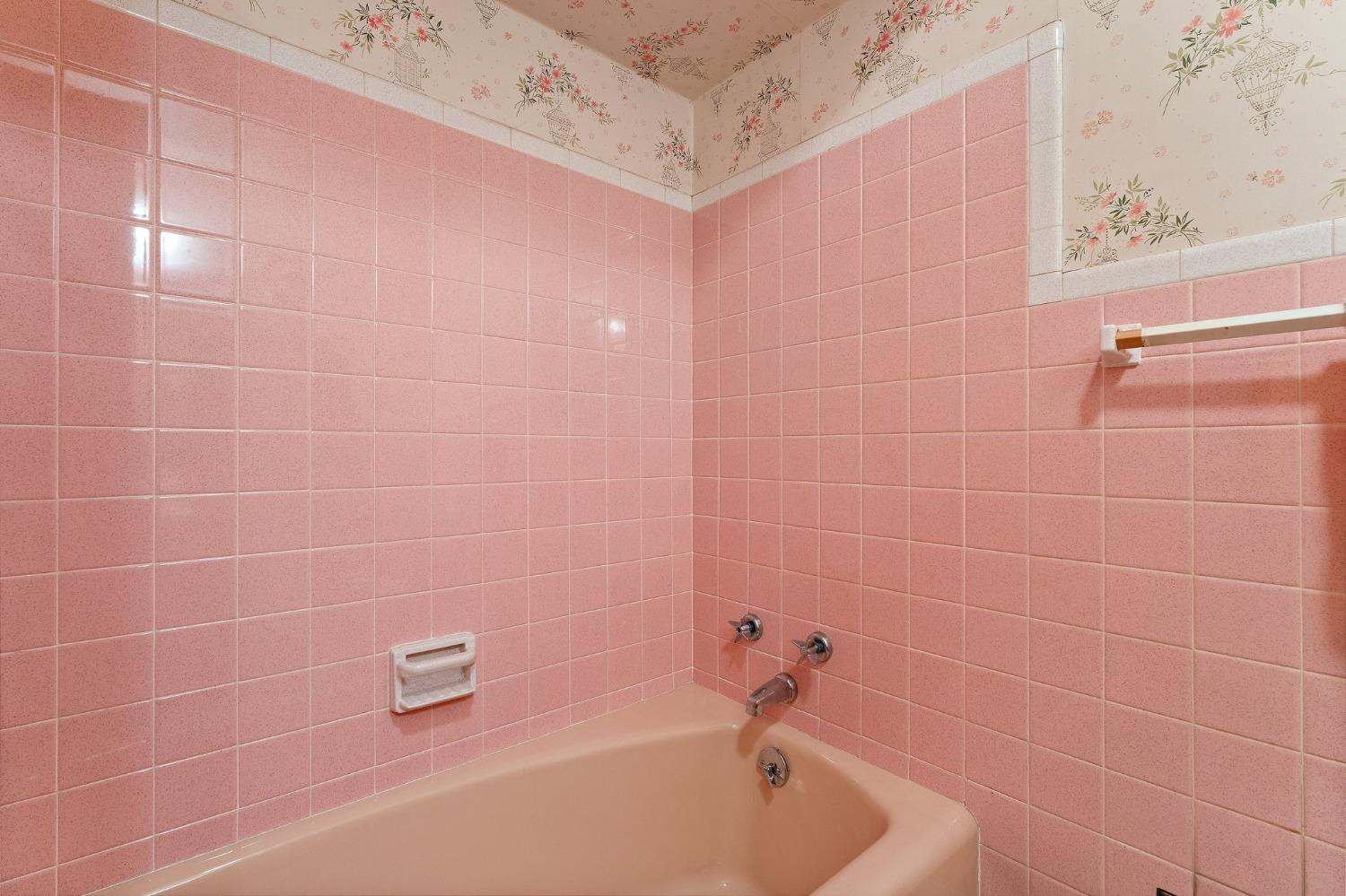 Merrillville, Indiana 46410, United States, 3 Bedrooms Bedrooms, ,2 BathroomsBathrooms,Residential,Active,159076