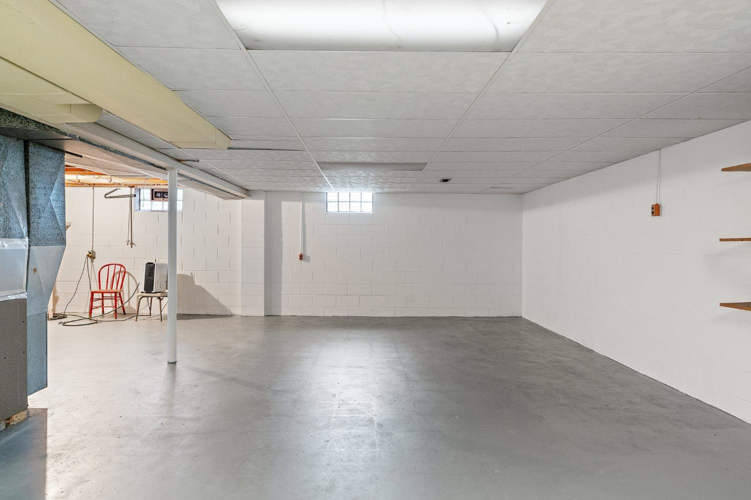 Merrillville, Indiana 46410, United States, 3 Bedrooms Bedrooms, ,2 BathroomsBathrooms,Residential,Active,159076