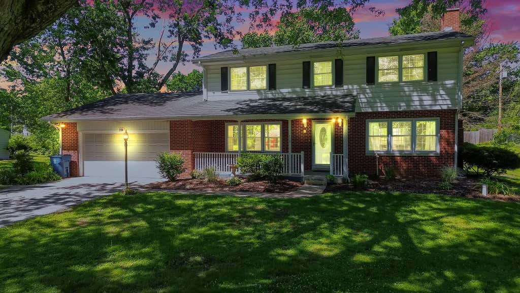 Photo of 228 Weblos Trail, Valparaiso, IN 46385 (MLS # 841721)