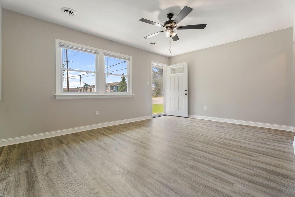 Photo of 7503 Chestnut Avenue, Hammond, IN 46324 (MLS # 843523)