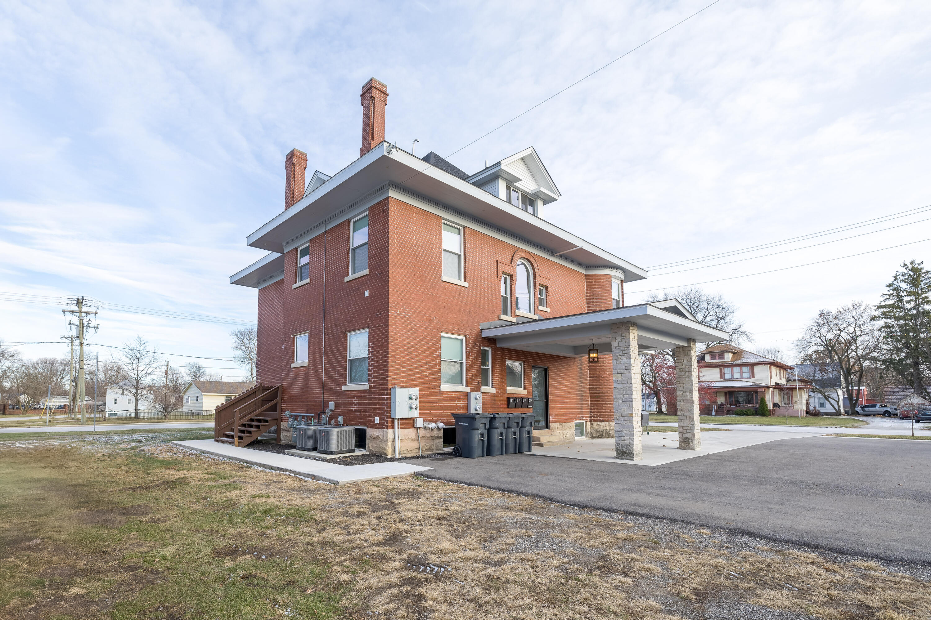 226 E Washington Street