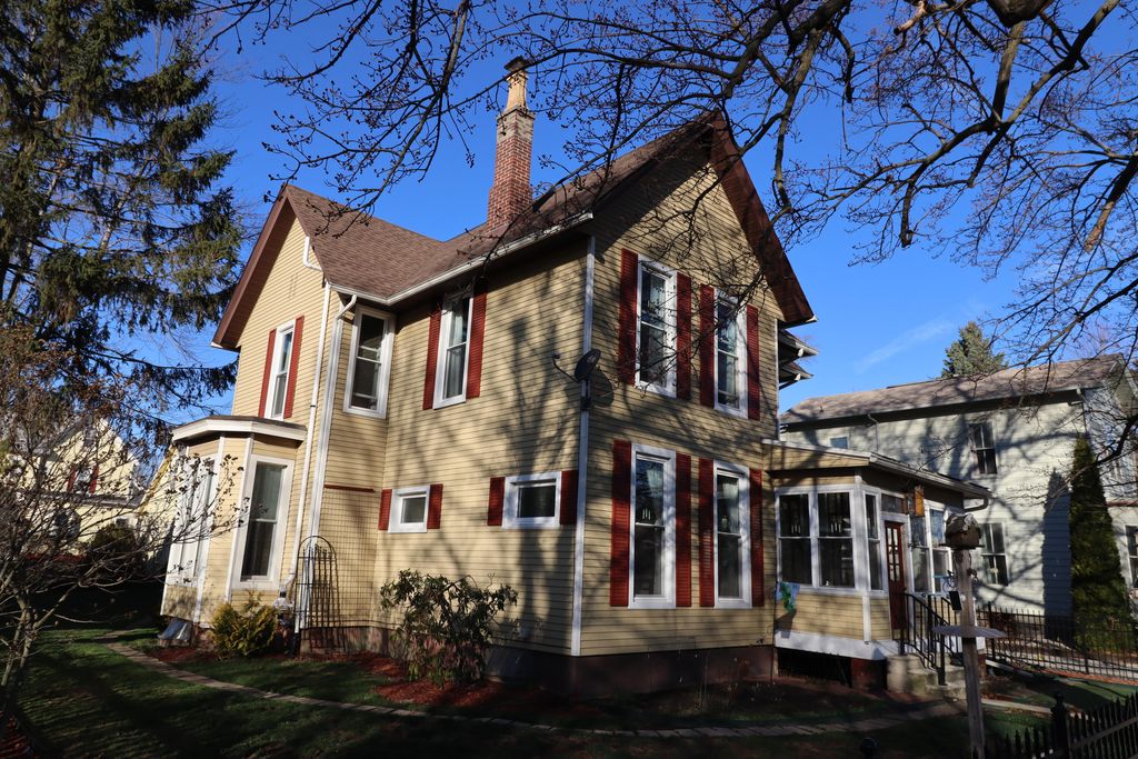 Photo of 1114 Michigan Avenue, La Porte, IN 46350 (MLS # 835060)