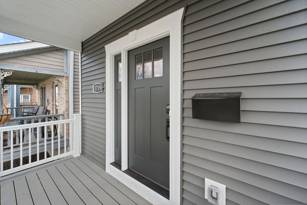 Photo of 1719 Atchison Avenue, Whiting, IN 46394 (MLS # 835443)