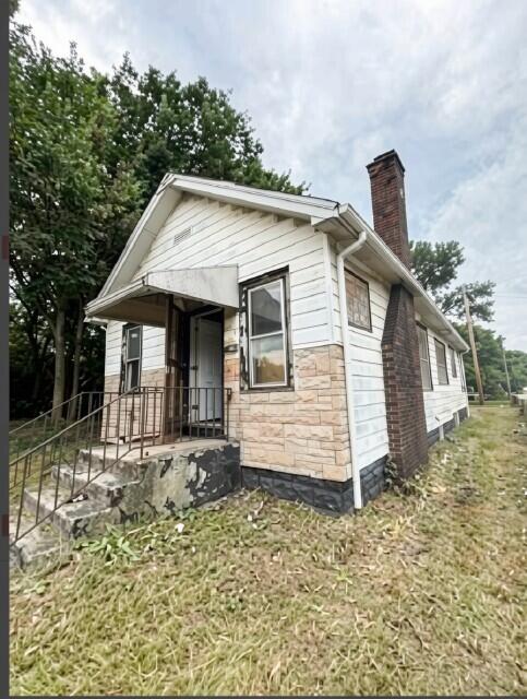 Photo of 1900 Roosevelt Place, Gary, IN 46404 (MLS # 847365)