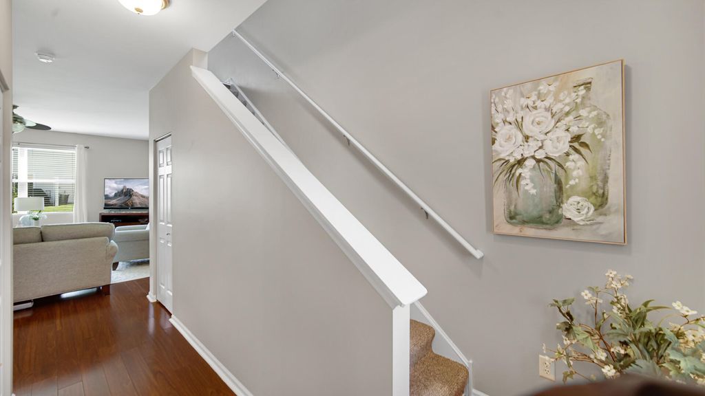 Photo of 7605 E 111th Lane, Crown Point, IN 46307 (MLS # 837575)