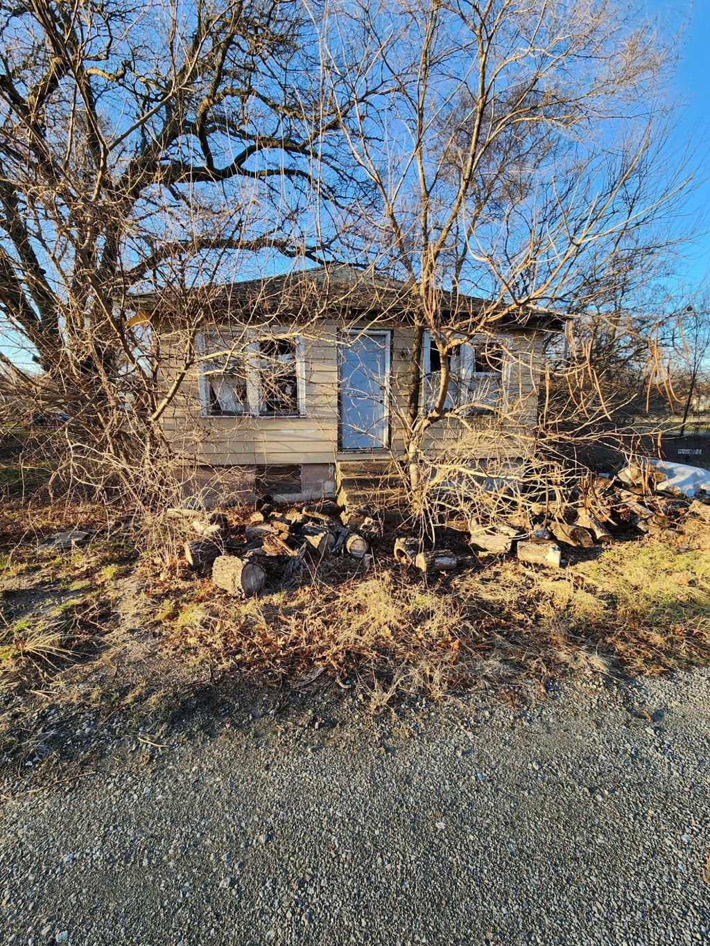 Photo of 889 E 36th Place, Gary, IN 46409 (MLS # 831959)