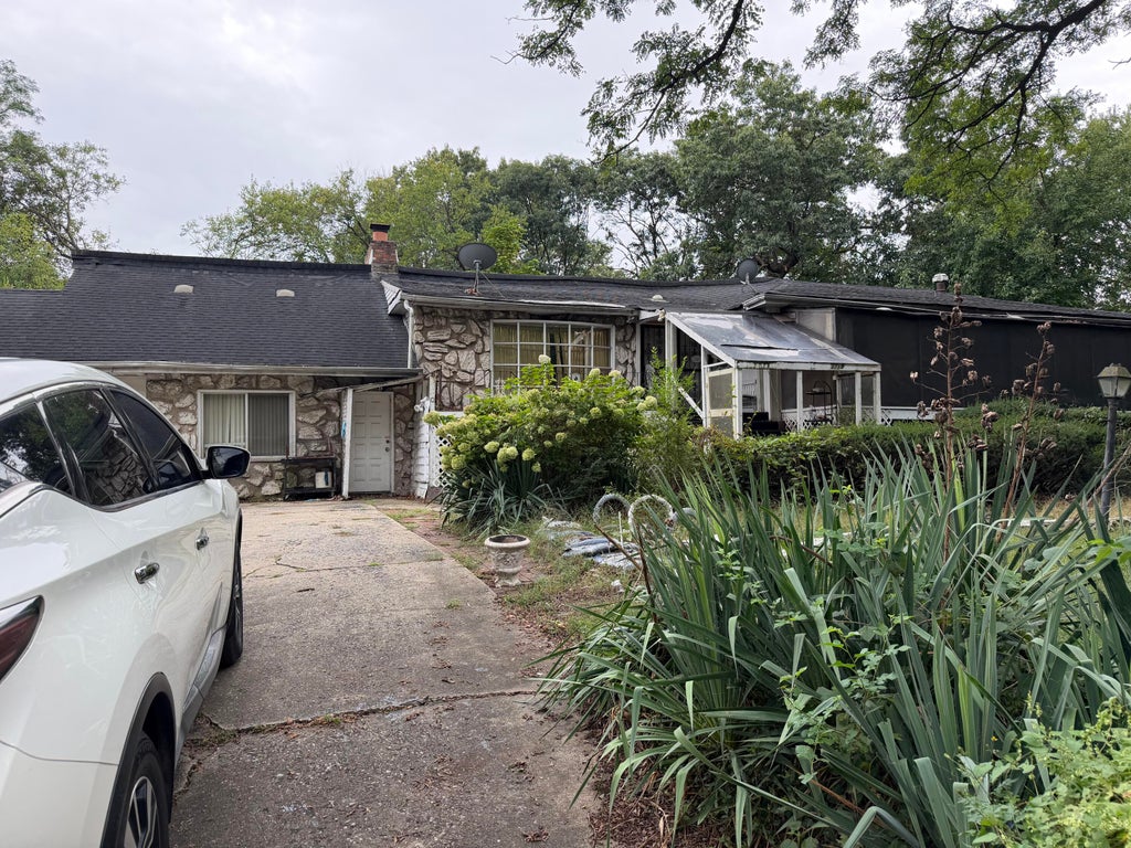 Photo of 3719 W 24th Avenue, Gary, IN 46404 (MLS # 845815)