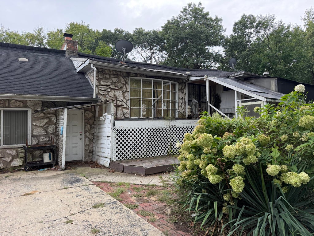 Photo of 3719 W 24th Avenue, Gary, IN 46404 (MLS # 845815)