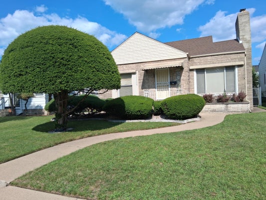327 TAFT PL, GARY, IN 46404 - Image 6db3dc1b437e65a4edb714638bc701bd/2480353189
