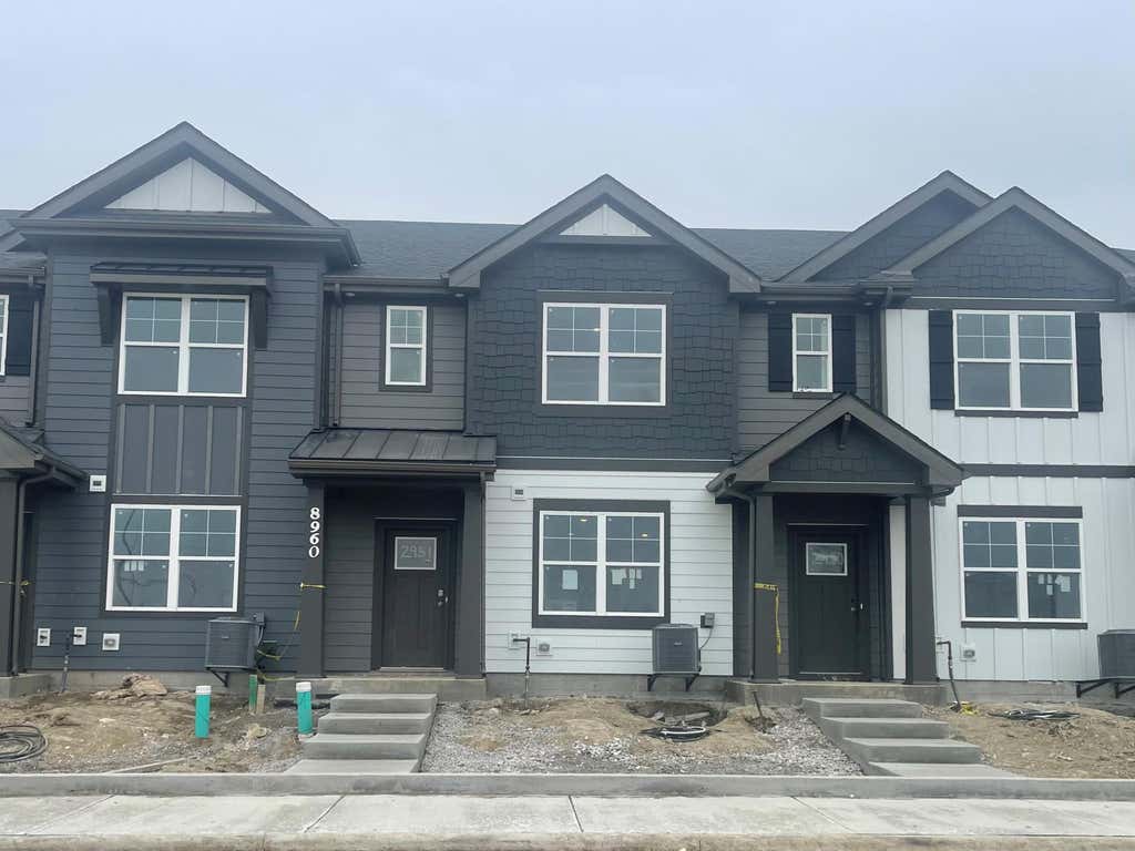 Photo of 9035 Remington Way, Saint John, IN 46373 (MLS # 841964)