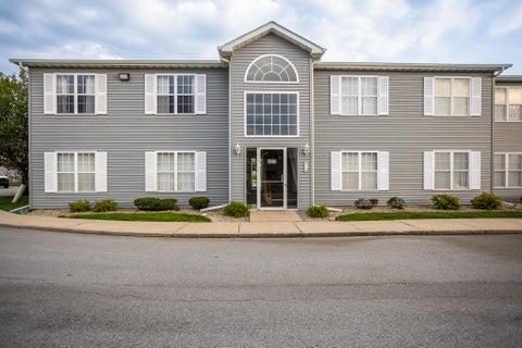 8211 Lincoln Circle Unit A, Merrillville, IN 46410 - #: 844669