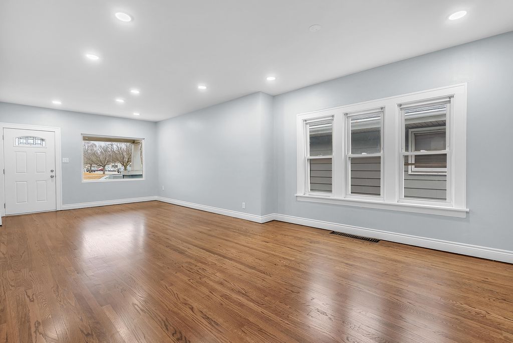 Photo of 7007 Marshall Avenue, Hammond, IN 46323 (MLS # 835226)