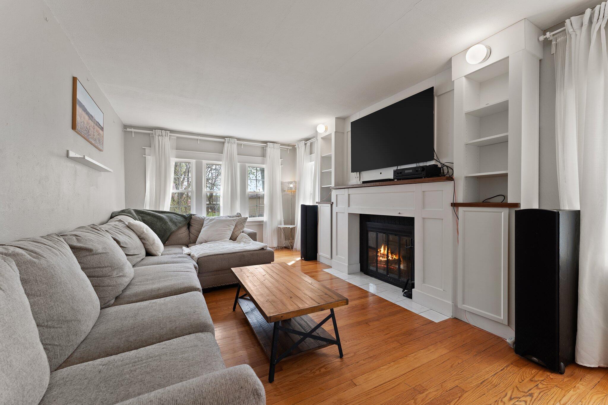 306 Holton Ridge