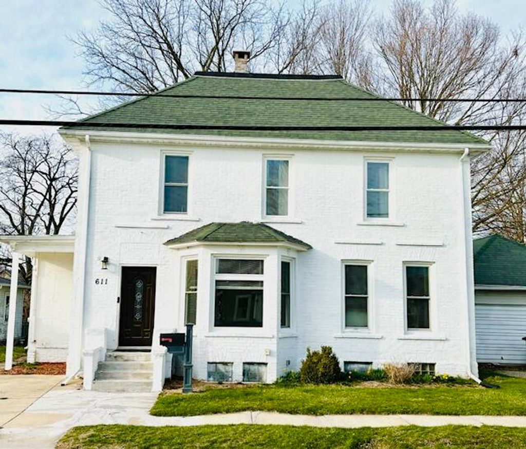 Photo of 611 Niles Street, La Porte, IN 46350 (MLS # 835993)