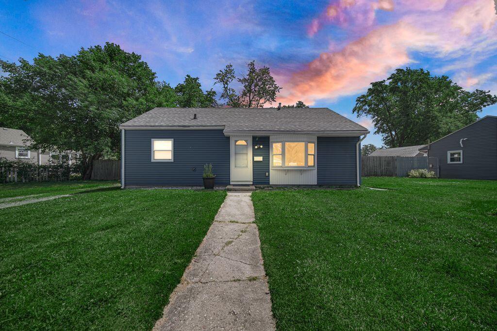 Photo of 8115 Wicker Park Drive, Highland, IN 46322 (MLS # 847008)