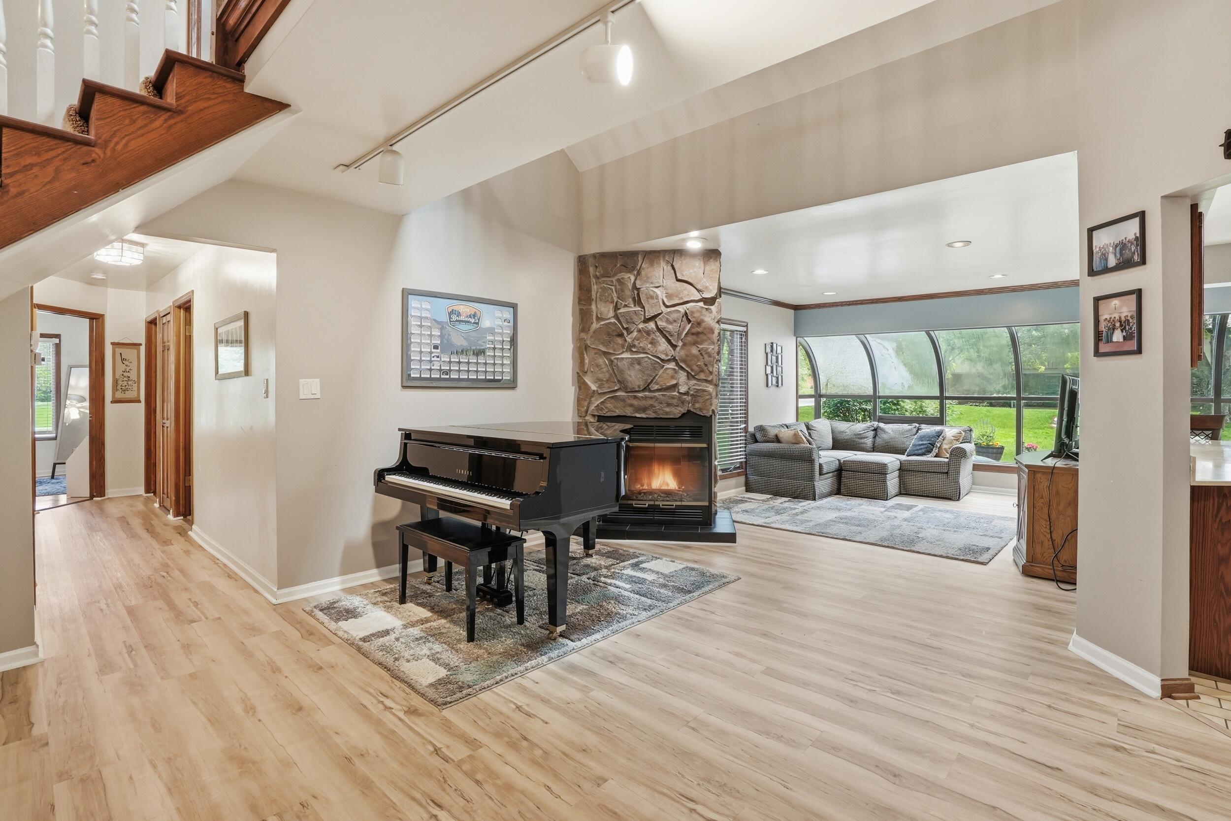 2023 Dorchester Lane 1