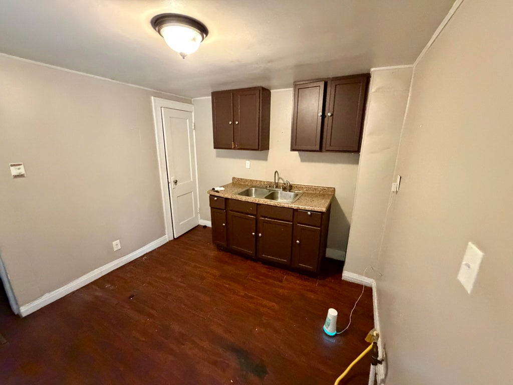 Photo of 324 W Ridge Road, Gary, IN 46408 (MLS # 847413)