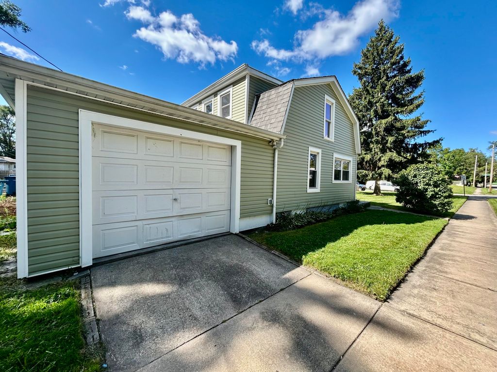 Photo of 4701 Connecticut Street, Gary, IN 46409 (MLS # 833667)