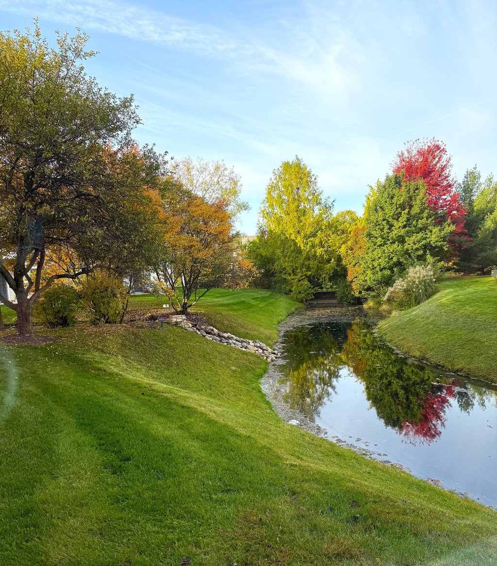 Photo of 873 Forest Glen Drive, Valparaiso, IN 46385 (MLS # 847507)