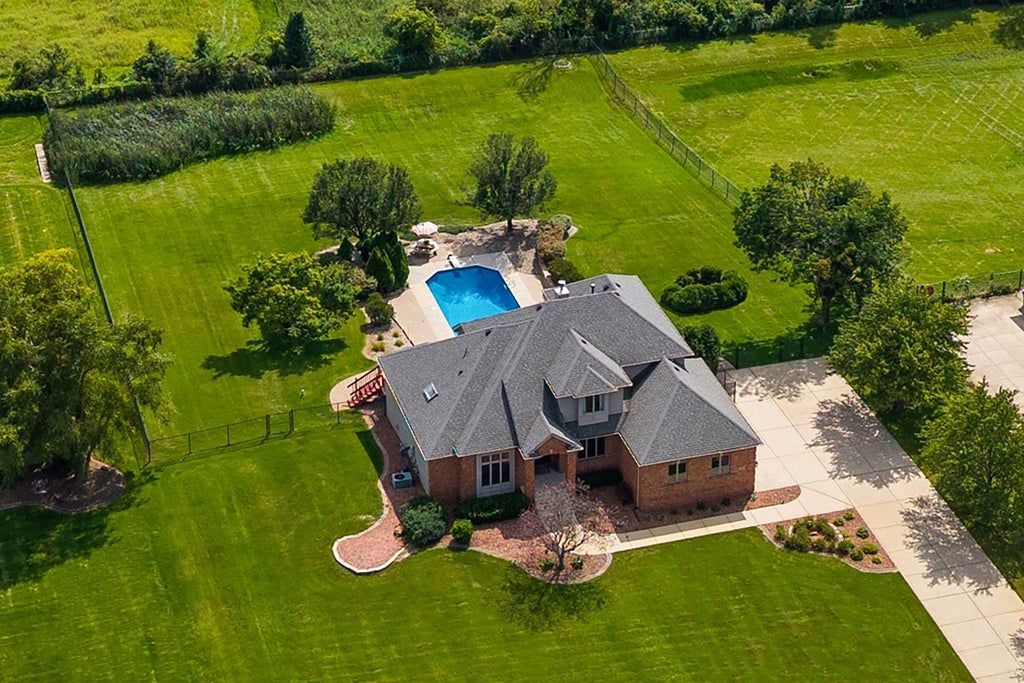 Photo of 14755 98th Avenue, Dyer, IN 46311 (MLS # 844574)
