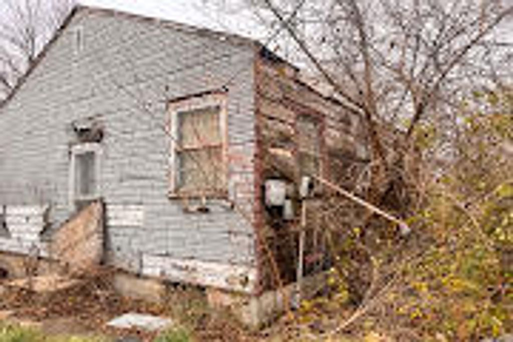 Photo of 1976 Missouri Terrace, Gary, IN 46407 (MLS # 831746)