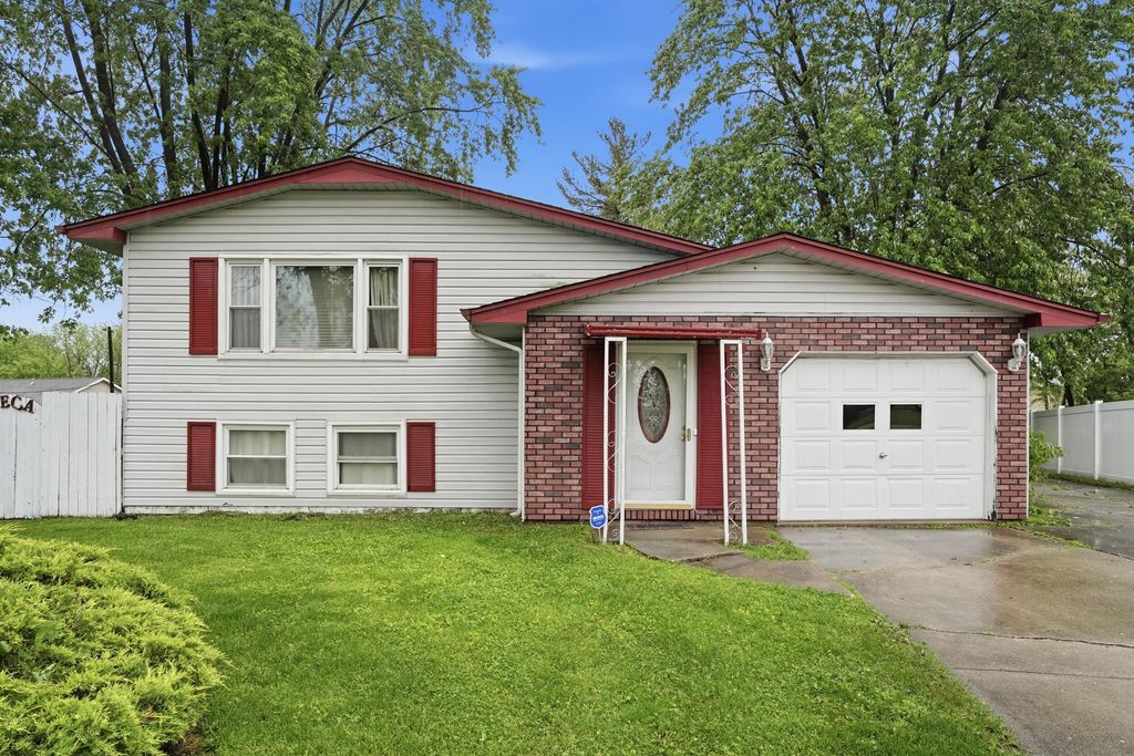 Photo of 7055 Van Buren Street, Merrillville, IN 46410 (MLS # 839362)