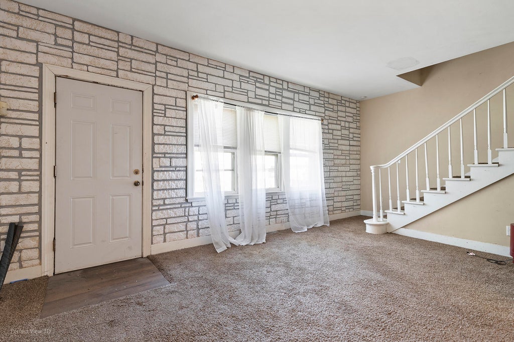 Photo of 4916 Northcote Avenue, East Chicago, IN 46312 (MLS # 840683)