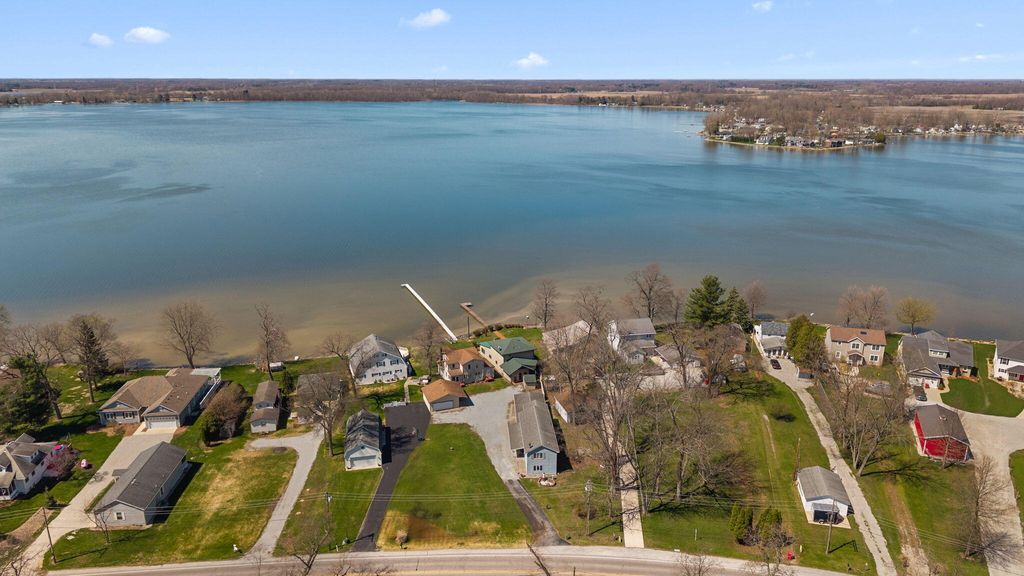 Photo of 6113 S State Road 10, Knox, IN 46534 (MLS # 836801)