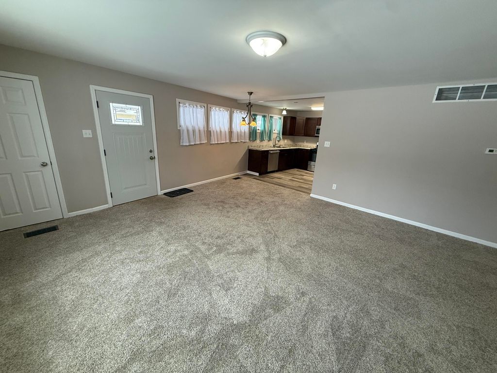 Photo of 1229 State Street, Hobart, IN 46342 (MLS # 833949)