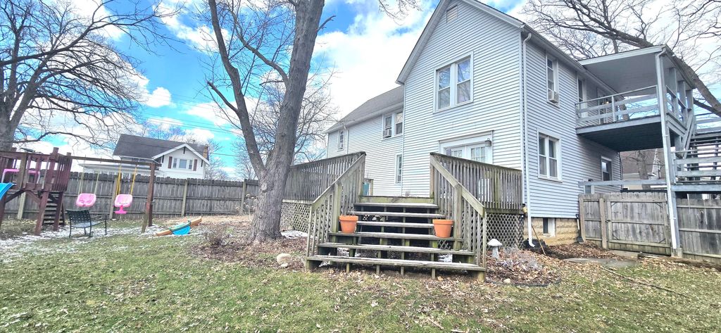 Photo of 244 Burnham Street, Lowell, IN 46356 (MLS # 836252)