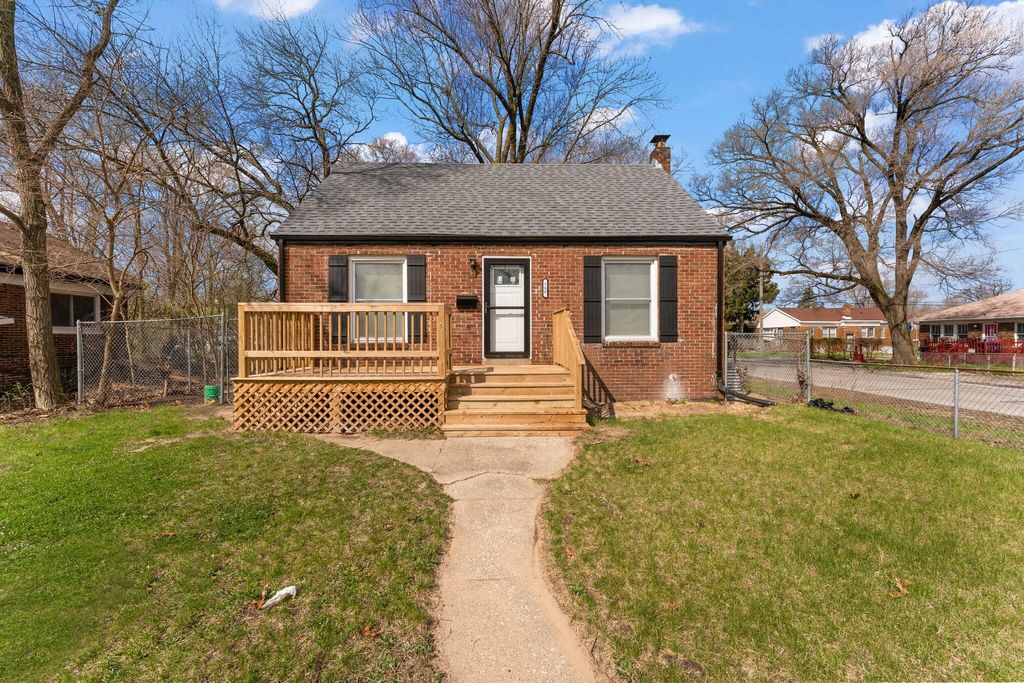 Photo of 700 Ralston Street, Gary, IN 46406 (MLS # 837026)