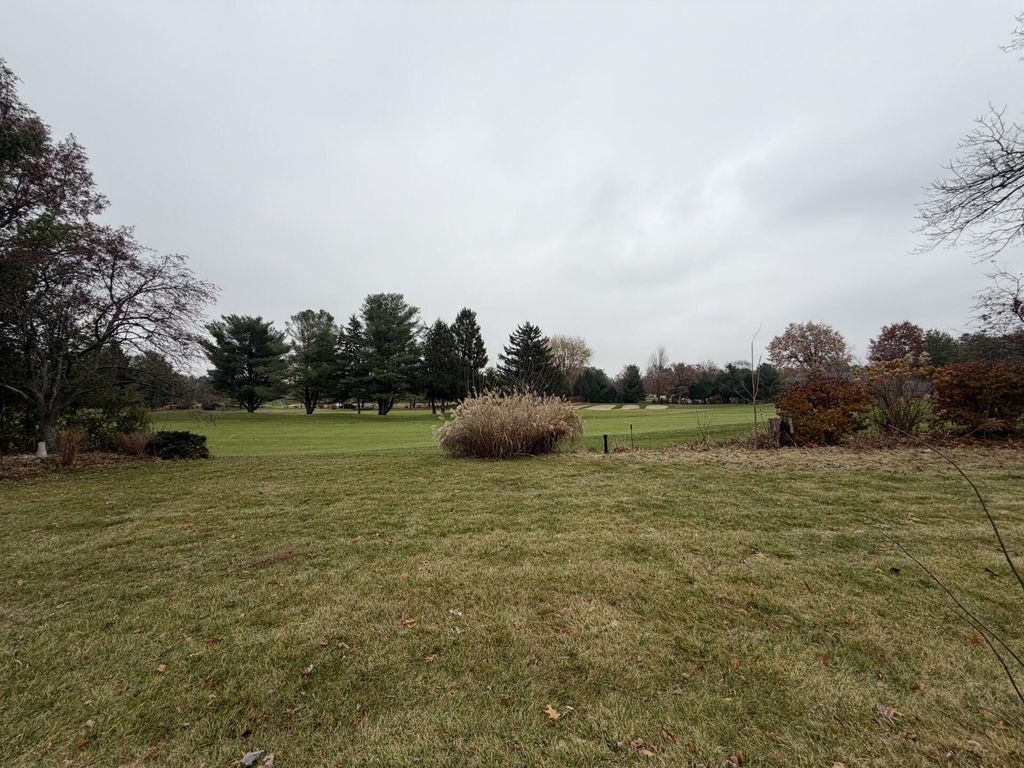 Photo of 10859 Bunker Drive, DeMotte, IN 46310 (MLS # 832063)