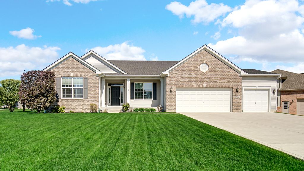 Photo of 10280 California Street, Crown Point, IN 46307 (MLS # 840020)