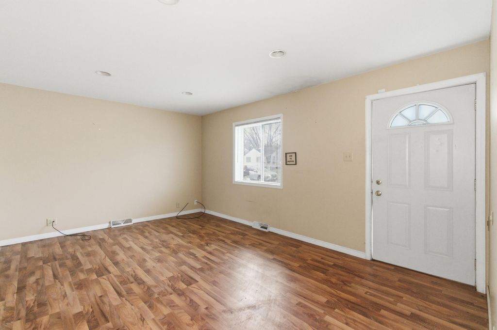 Photo of 407 Dallas Street, Gary, IN 46406 (MLS # 837297)