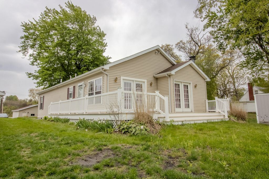 Photo of 6569 S Indiana 10, Knox, IN 46534 (MLS # 838570)