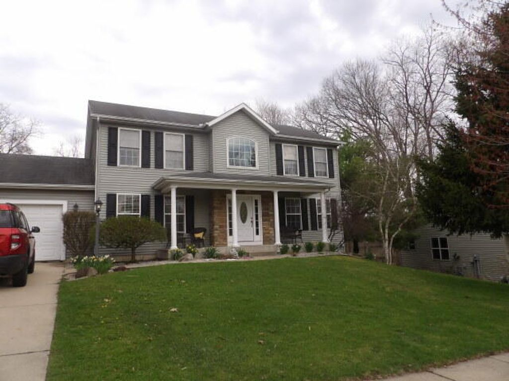 Photo of 612 Dunn Street, New Carlisle, IN 46552 (MLS # 836828)