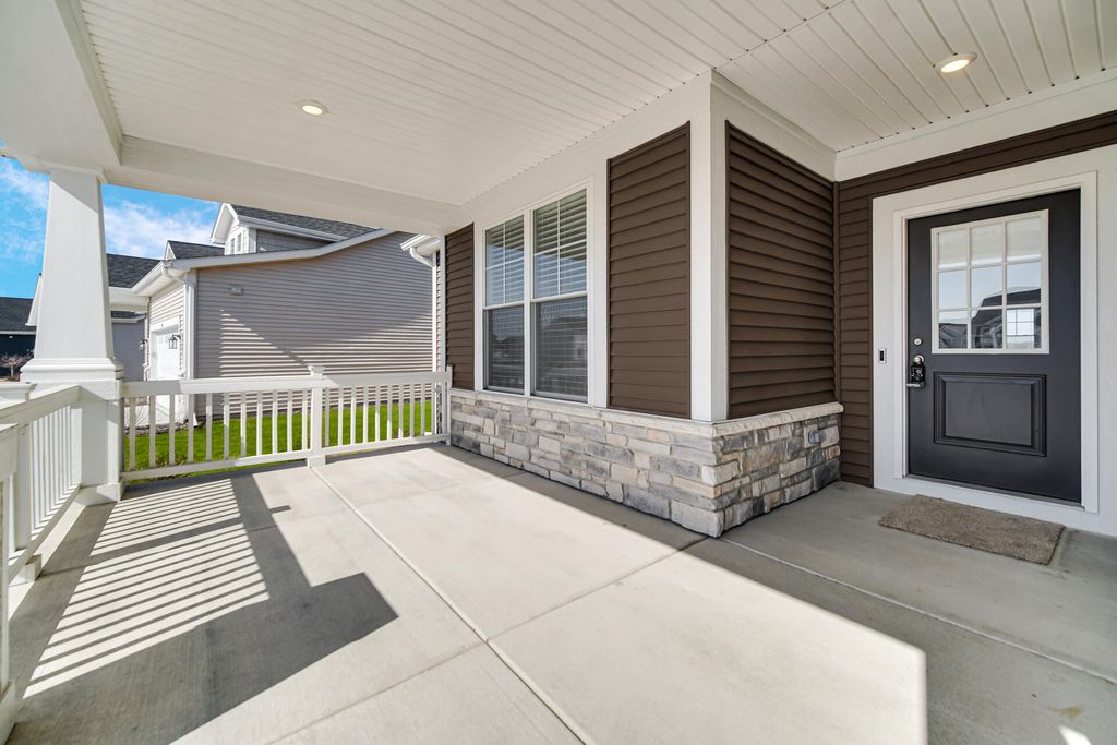 Photo of 5146 Sedona Circle, Schererville, IN 46375 (MLS # 834626)