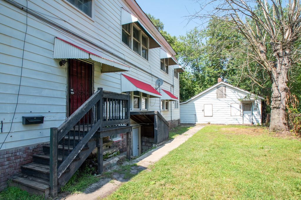 Photo of 2315 Industrial Boulevard, Gary, IN 46407 (MLS # 836660)