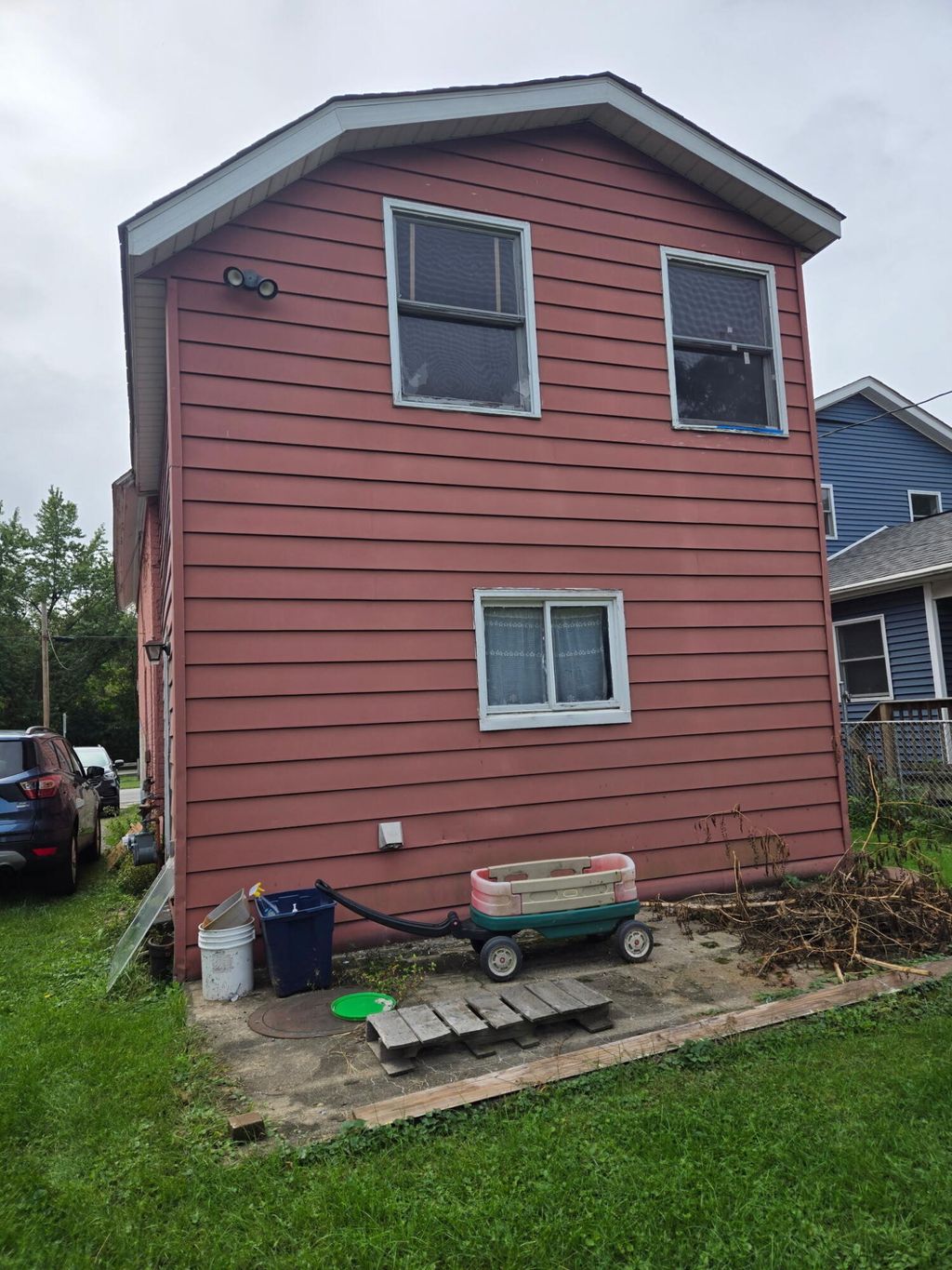 Photo of 1026 Lillian Street, Hobart, IN 46342 (MLS # 832860)